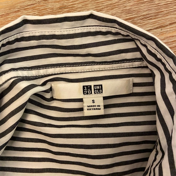 Uniqlo Striped Blouse - Picture 3 of 3